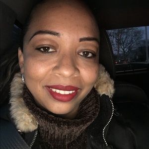 Meet your Posher, Vanessa